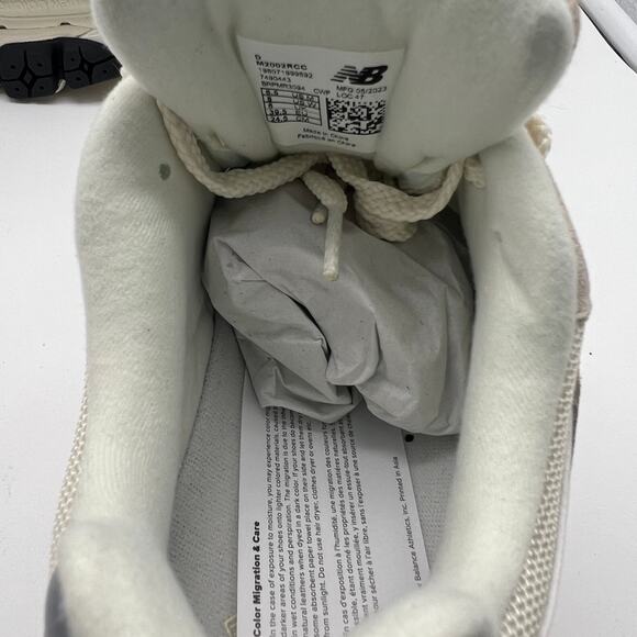 Brand new. New Balance 2002R Calm Taupe Running Shoes Unisex New Women's Size 8 - Picture 9 of 10